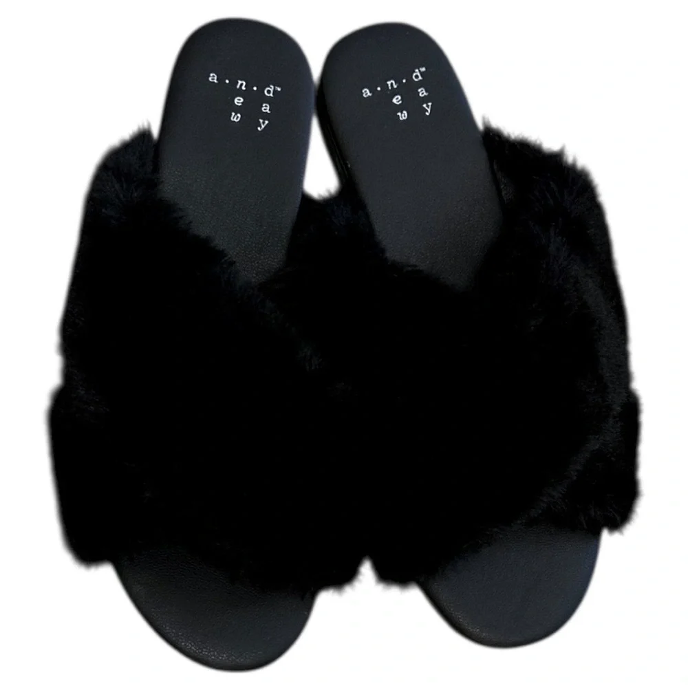 A New Day Women’s Black Fuzzy Slide Sandals Size 5.5 Crossband Faux Fur New